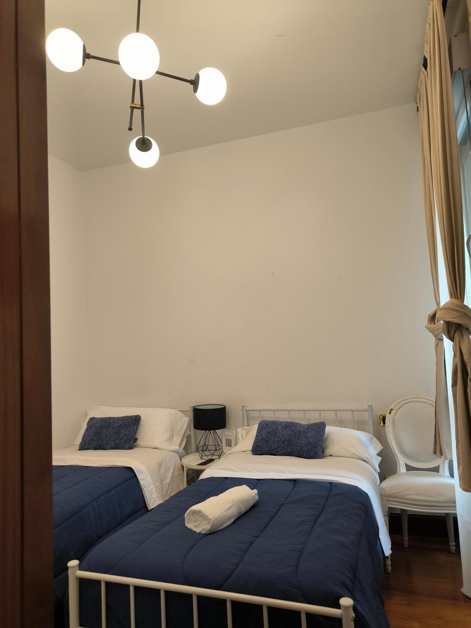 Habitacion Plaza Zabalburu Bilbao Habitación foto
